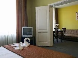 Art Laine Hotel 3*