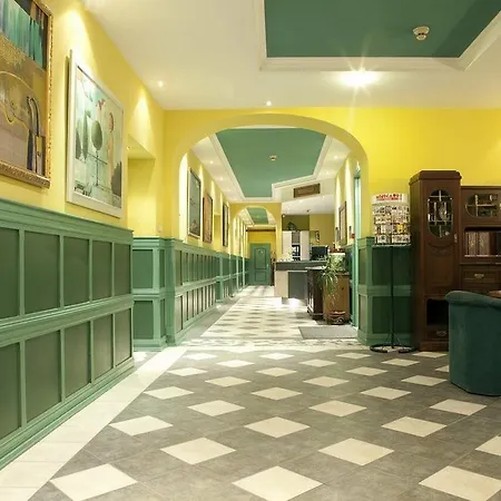 Hotel Art Laine 3*