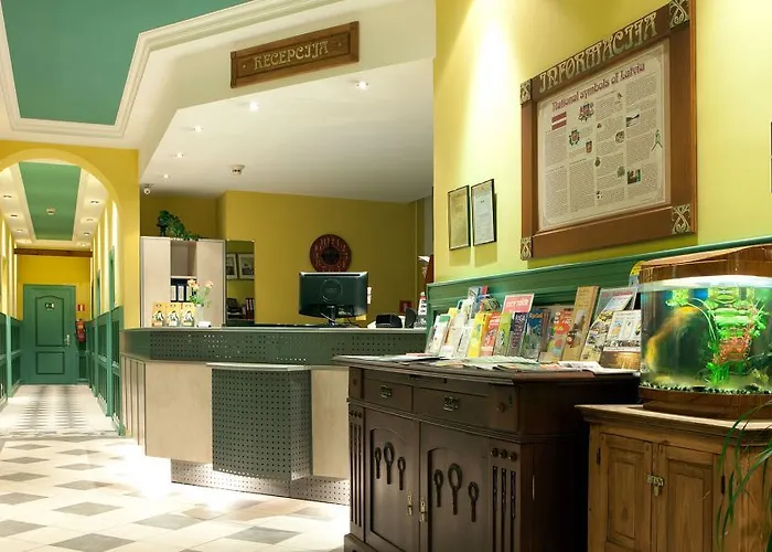 Отель Art Laine 3*