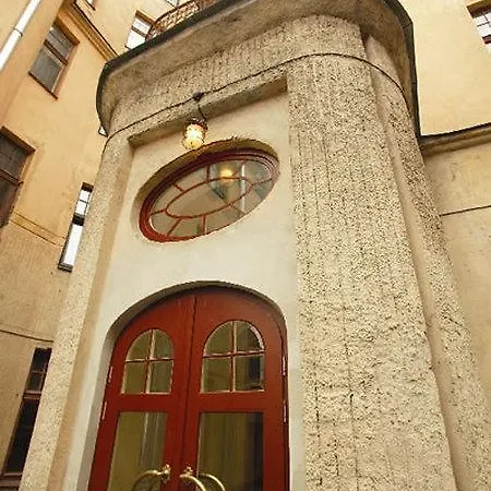 Готель Art Laine 3*